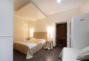 Caesar Place 4* Rom